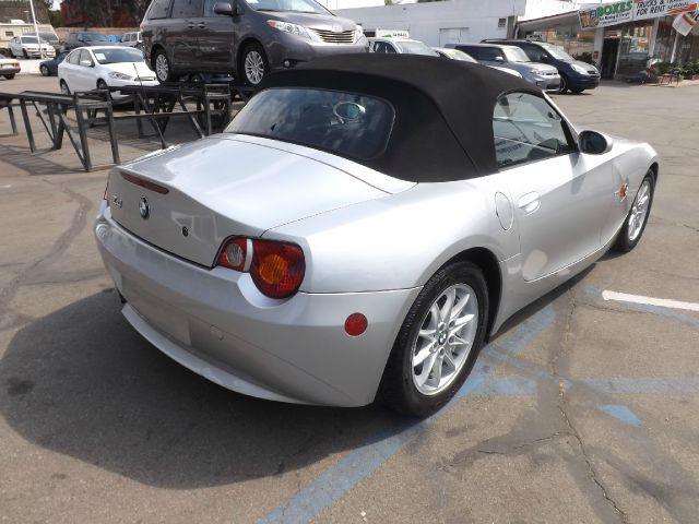 2003 BMW Z4 2 Door