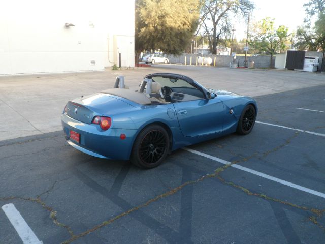 2003 BMW Z4 2 Door