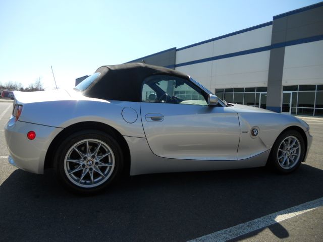 2004 BMW Z4 2 Door