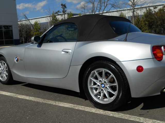 2004 BMW Z4 2 Door