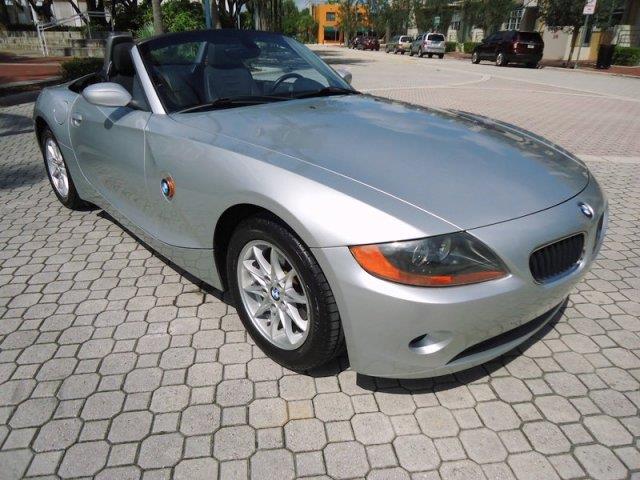 2004 BMW Z4 2 Door