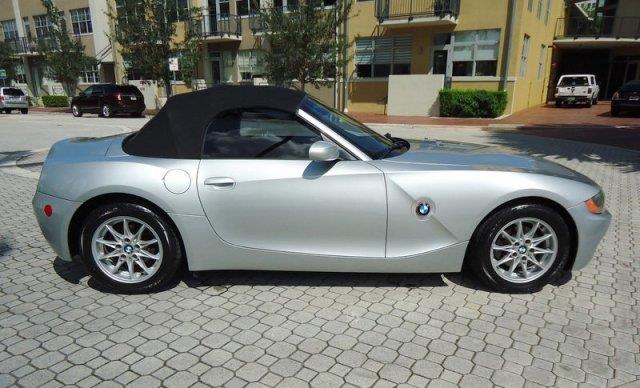 2004 BMW Z4 2 Door