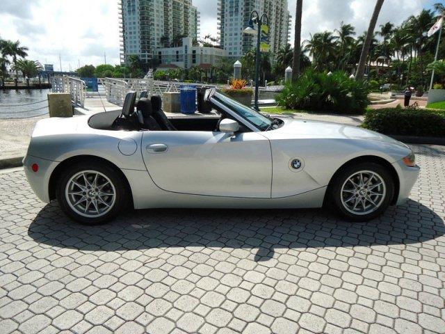 2004 BMW Z4 2 Door