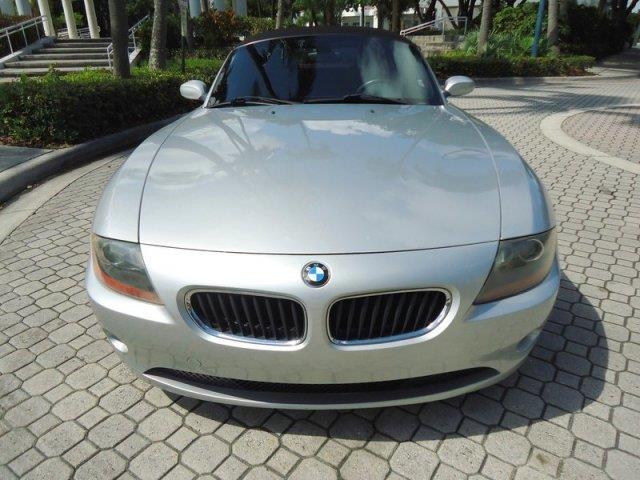 2004 BMW Z4 2 Door