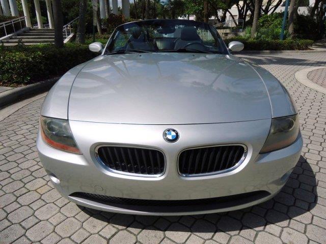 2004 BMW Z4 2 Door