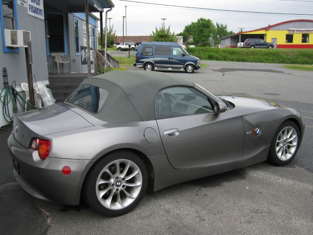 2004 BMW Z4 2 Door