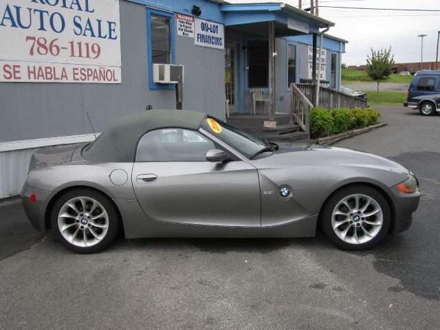 2004 BMW Z4 2 Door