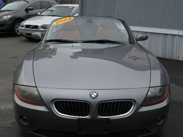 2004 BMW Z4 2 Door