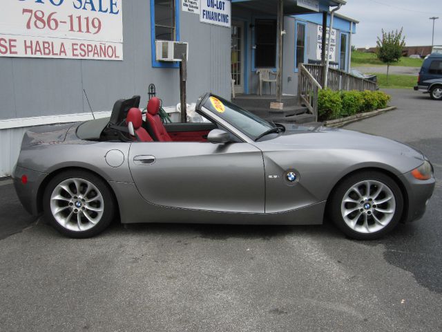 2004 BMW Z4 2 Door