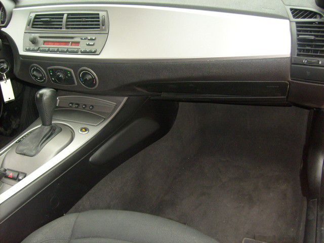 2004 BMW Z4 2 Door