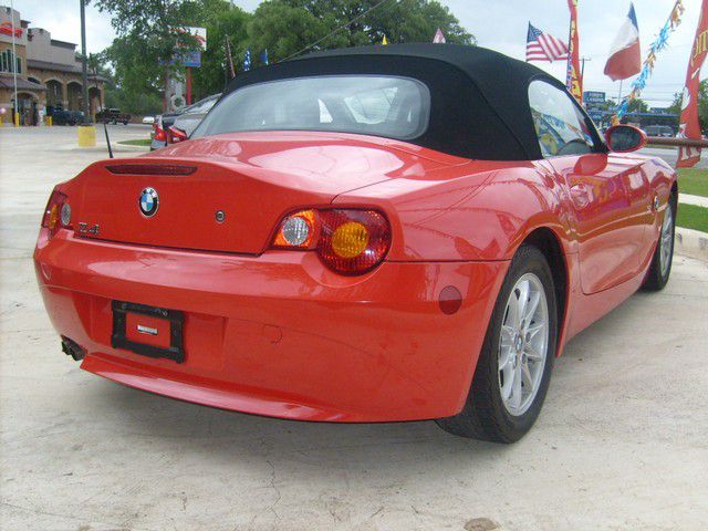 2004 BMW Z4 2 Door