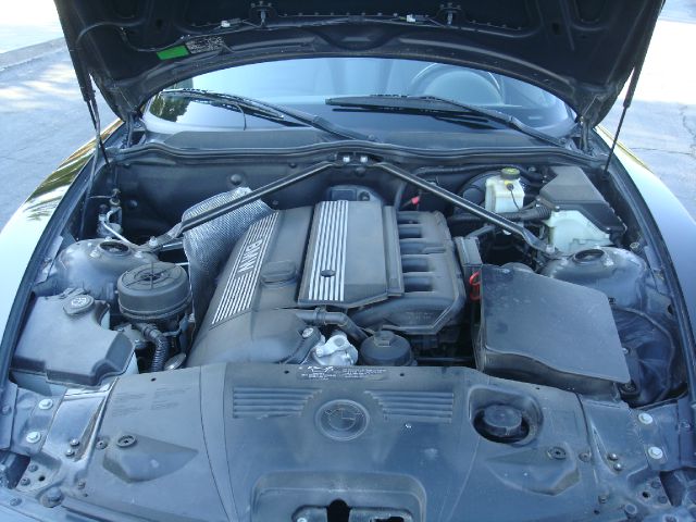 2004 BMW Z4 2 Door