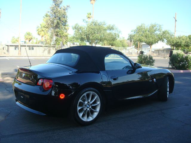 2004 BMW Z4 2 Door