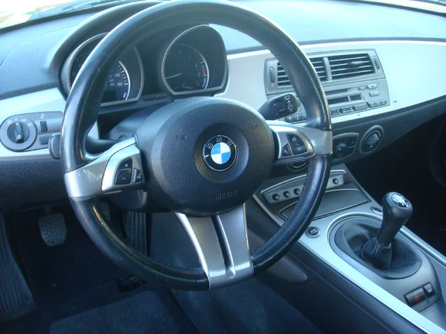 2004 BMW Z4 2 Door