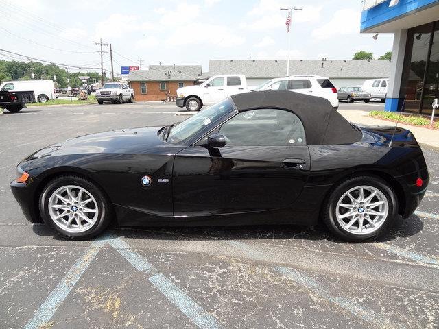 2004 BMW Z4 2 Door