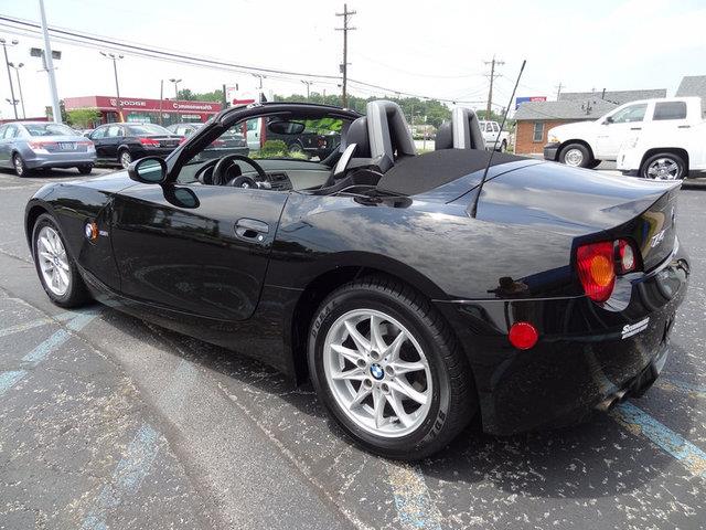 2004 BMW Z4 2 Door