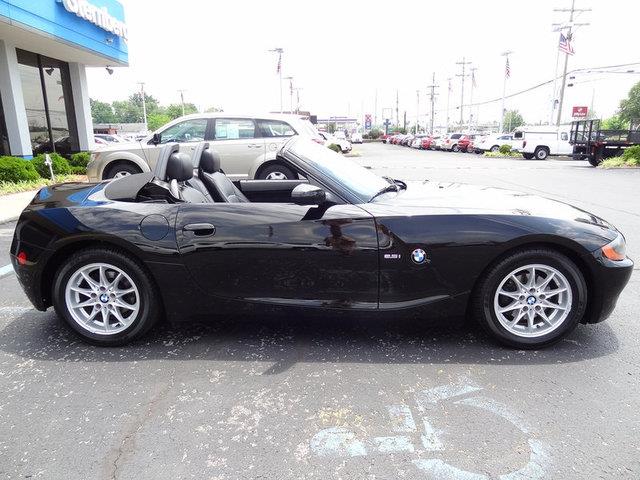 2004 BMW Z4 2 Door