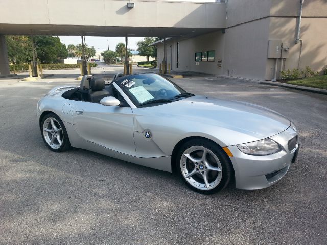 2006 BMW Z4 Supercab-short-xlt-cap-4wd-6 CD-1 Owner