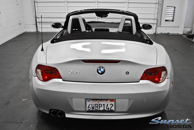 2006 BMW Z4 4 DOOR CAB