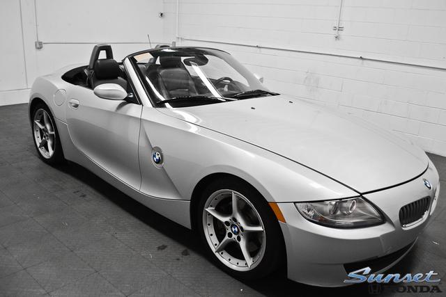 2006 BMW Z4 4 DOOR CAB