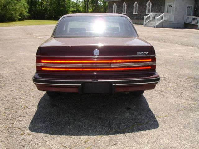 1991 Buick Century Sport SUV