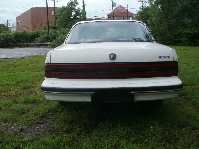 1992 Buick Century Sport SUV