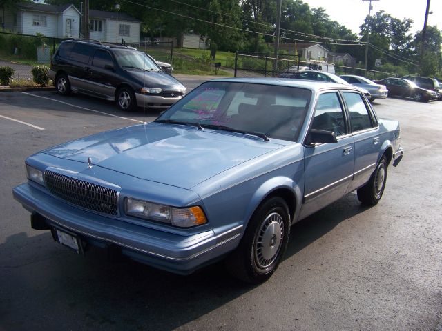 1993 Buick Century Sport SUV