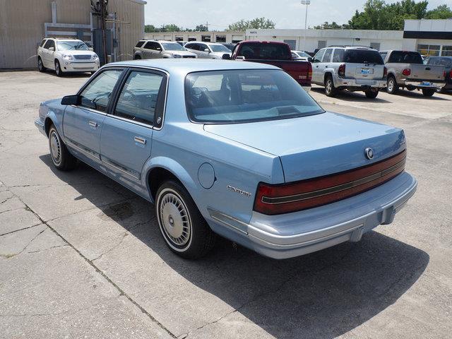 1993 Buick Century Sport SUV