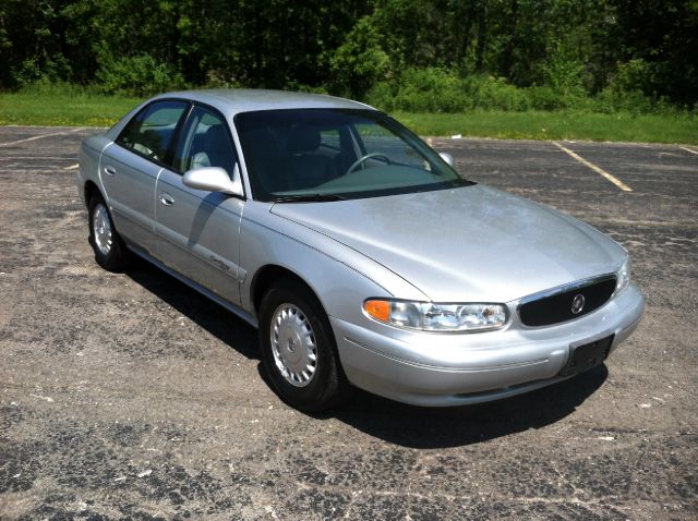 2000 Buick Century 4dr Sdn Quattro