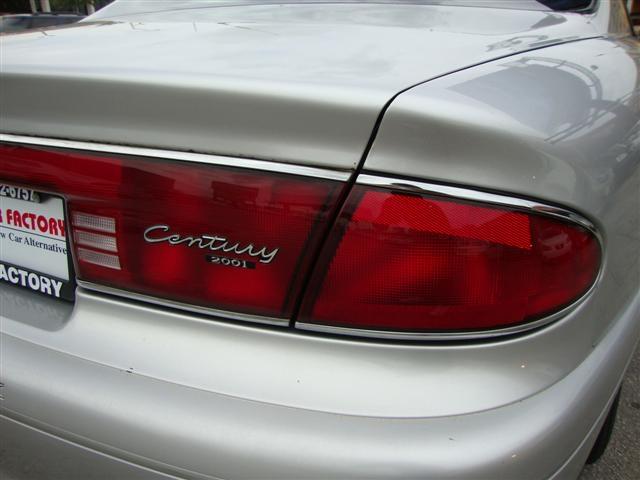 2001 Buick Century SLT 25