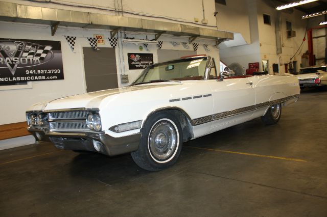 1965 Buick Electra Xe-v6-sunroof