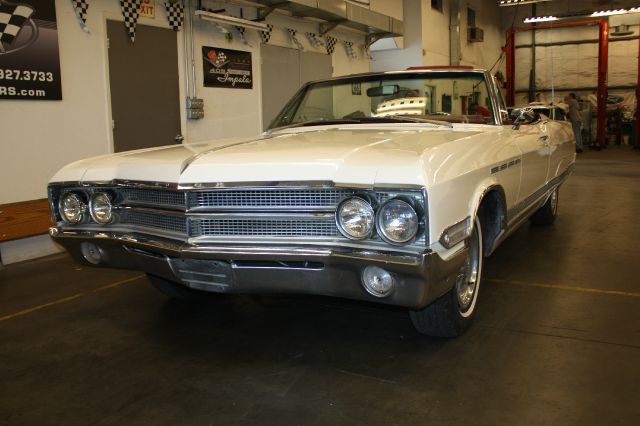 1965 Buick Electra Xe-v6-sunroof