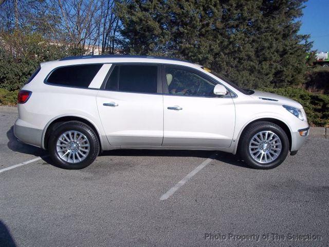 2008 Buick Enclave Utility VAN