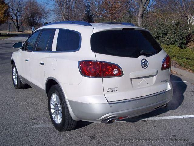 2008 Buick Enclave Utility VAN