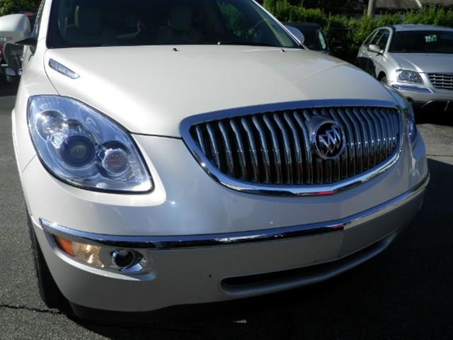 2008 Buick Enclave All The Whistlesbells