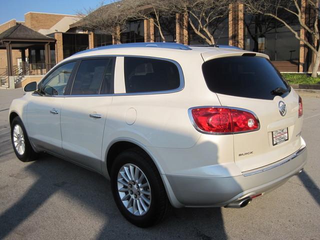 2008 Buick Enclave Commander