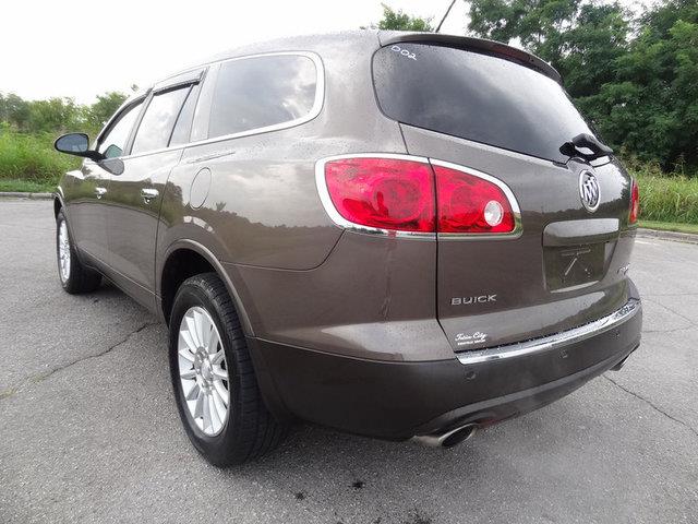 2009 Buick Enclave SE Pickup 4D 5 Ft