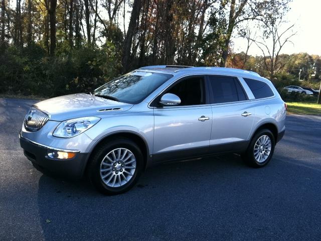 2009 Buick Enclave All The Whistlesbells