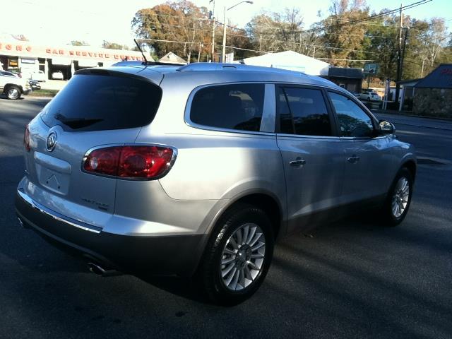 2009 Buick Enclave All The Whistlesbells