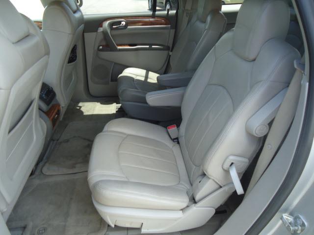 2009 Buick Enclave All The Whistlesbells