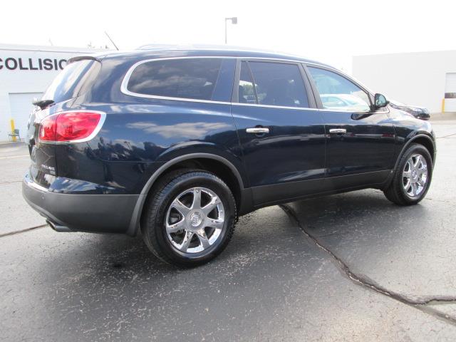 2009 Buick Enclave Commander