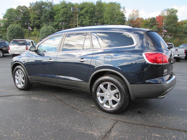 2009 Buick Enclave Commander