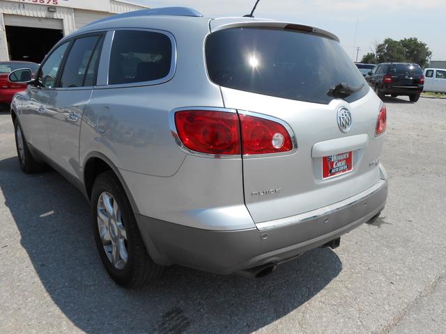 2010 Buick Enclave Crew Cab 153.0 WB 4WD SLT