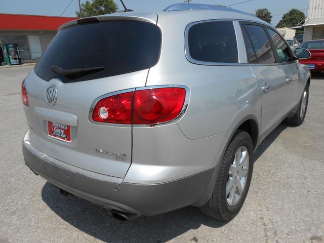 2010 Buick Enclave Crew Cab 153.0 WB 4WD SLT