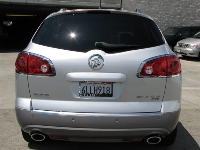 2010 Buick Enclave 4DR LS