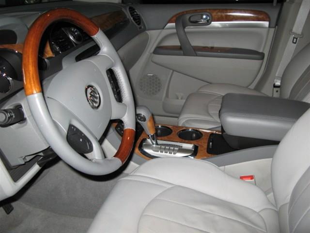 2010 Buick Enclave 4DR LS