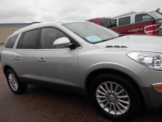 2010 Buick Enclave Crew Cab 153.0 WB 4WD SLT