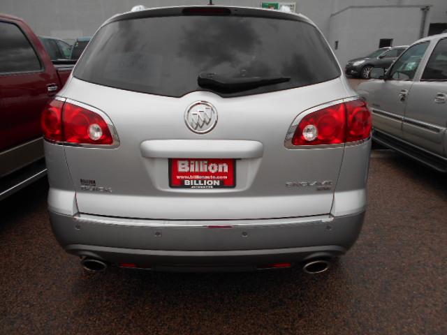 2010 Buick Enclave Crew Cab 153.0 WB 4WD SLT