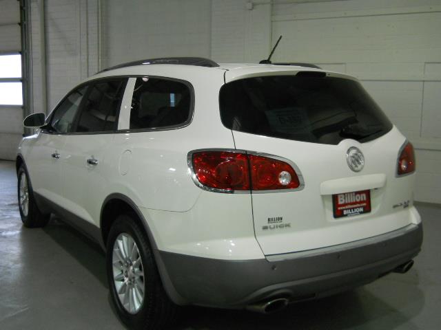 2010 Buick Enclave Crew Cab 153.0 WB 4WD SLT