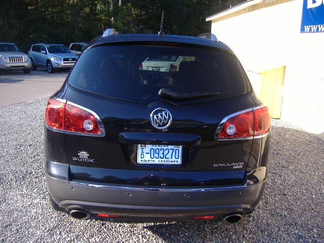 2011 Buick Enclave 4d Wagon SLT